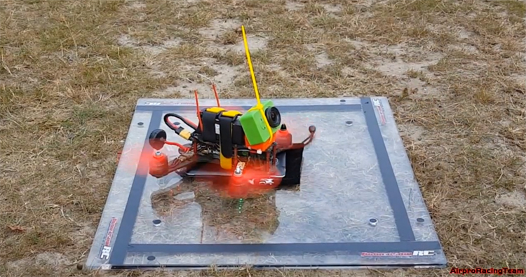 AirPro Waalwijk vliegt erop los bij de vijf eiken in Rijen AirPro Waalwijk vliegt erop los bij de vijf eiken in Rijen