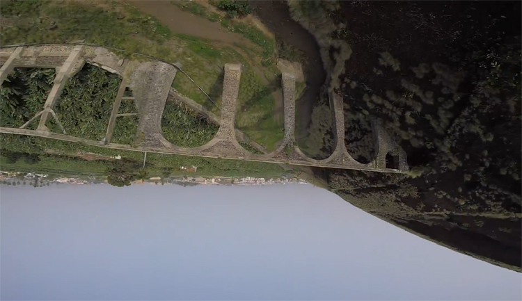 Metal Danny vliegt erop los tijdens vakantie Canarische Eilanden Metal Danny vliegt erop los tijdens vakantie Canarische Eilanden